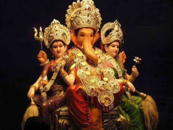 Discover The Auspicious Days to Conduct Ganesha Pooja Online
